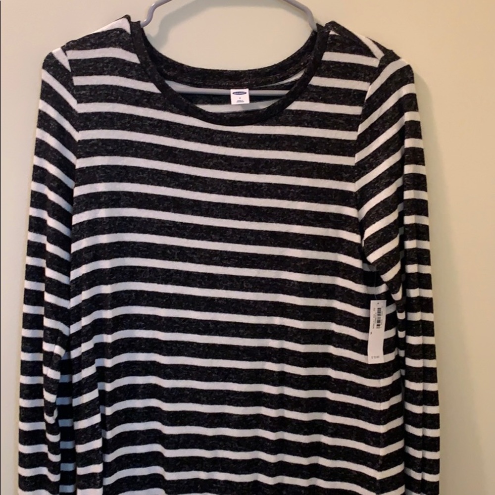 Old navy black/dark grey and white long sleeve